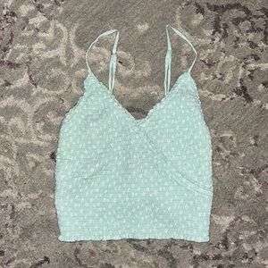 cute stretchy holister top !!